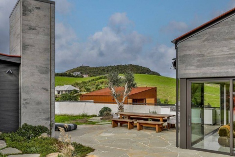 Bream Tail Farm25